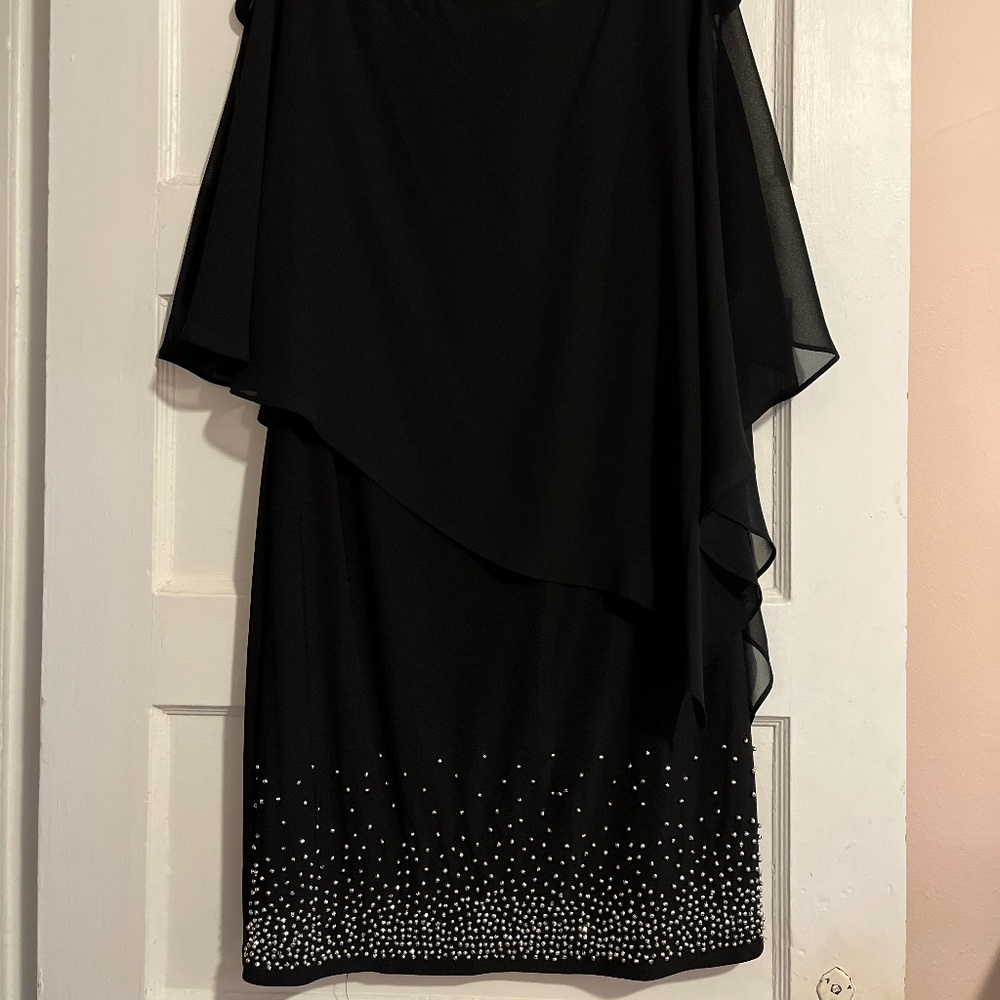 XSCAPE Womens Beaded Capelet Dress NWT